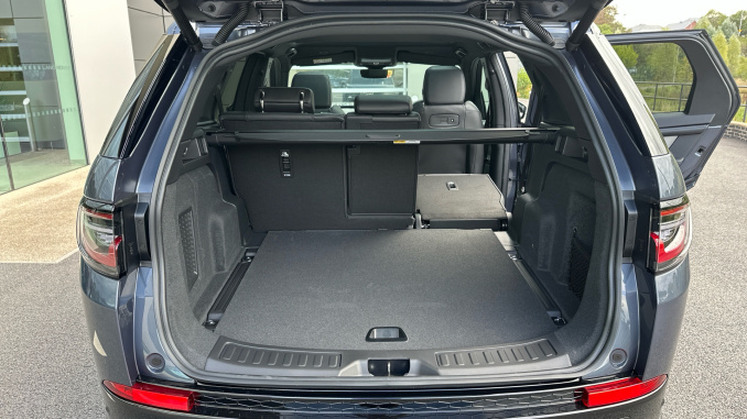 Land Rover Discovery Sport 1.5 P270e Landmark 5dr Auto [5 Seat] Station Wagon - Image 48